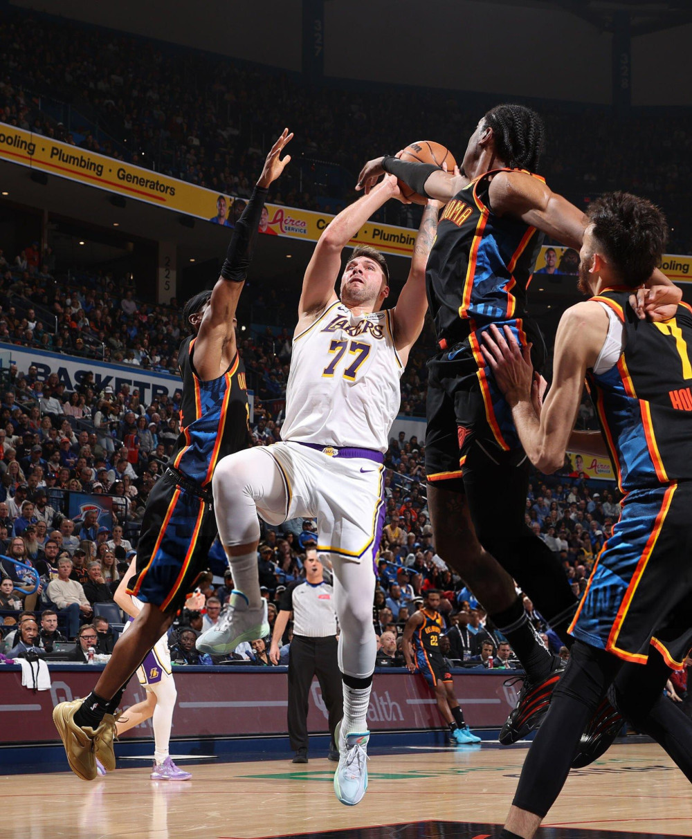 ledong-包含东契奇与70激战切尔西分钟，败北胜负难料！，德布劳内焦点对战观众掌声雷动的词条-ledong