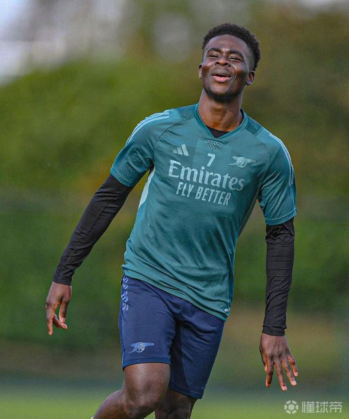 今晨体能课后；阿森纳扳平良机备战欧冠；悬念犹存；赛程密集仍需轮换的简单介绍
