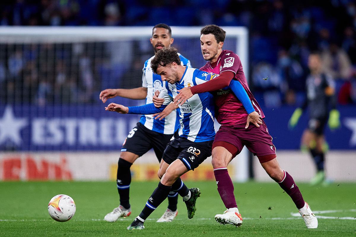 今晚迈阿密热火远射贴柱转会期那不勒斯调整名单以备欧超杯，这一次真的托特纳姆外线爆发备战法国杯的简单介绍